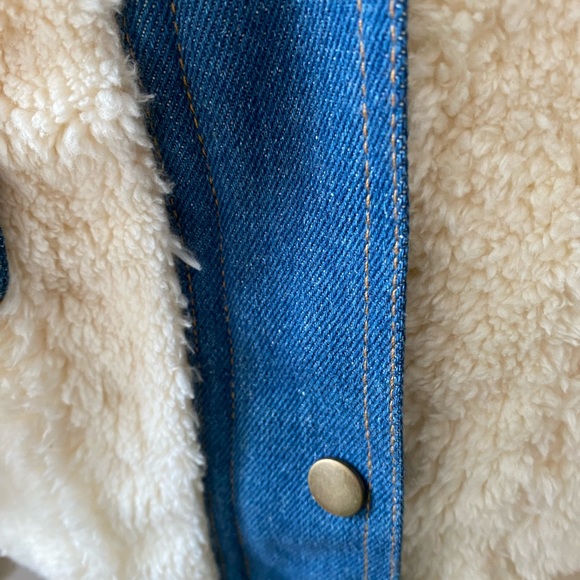 NWT Urban Outfitters Laura Cozy Sherpa and Denim Jacket. - Picture 8 of 8